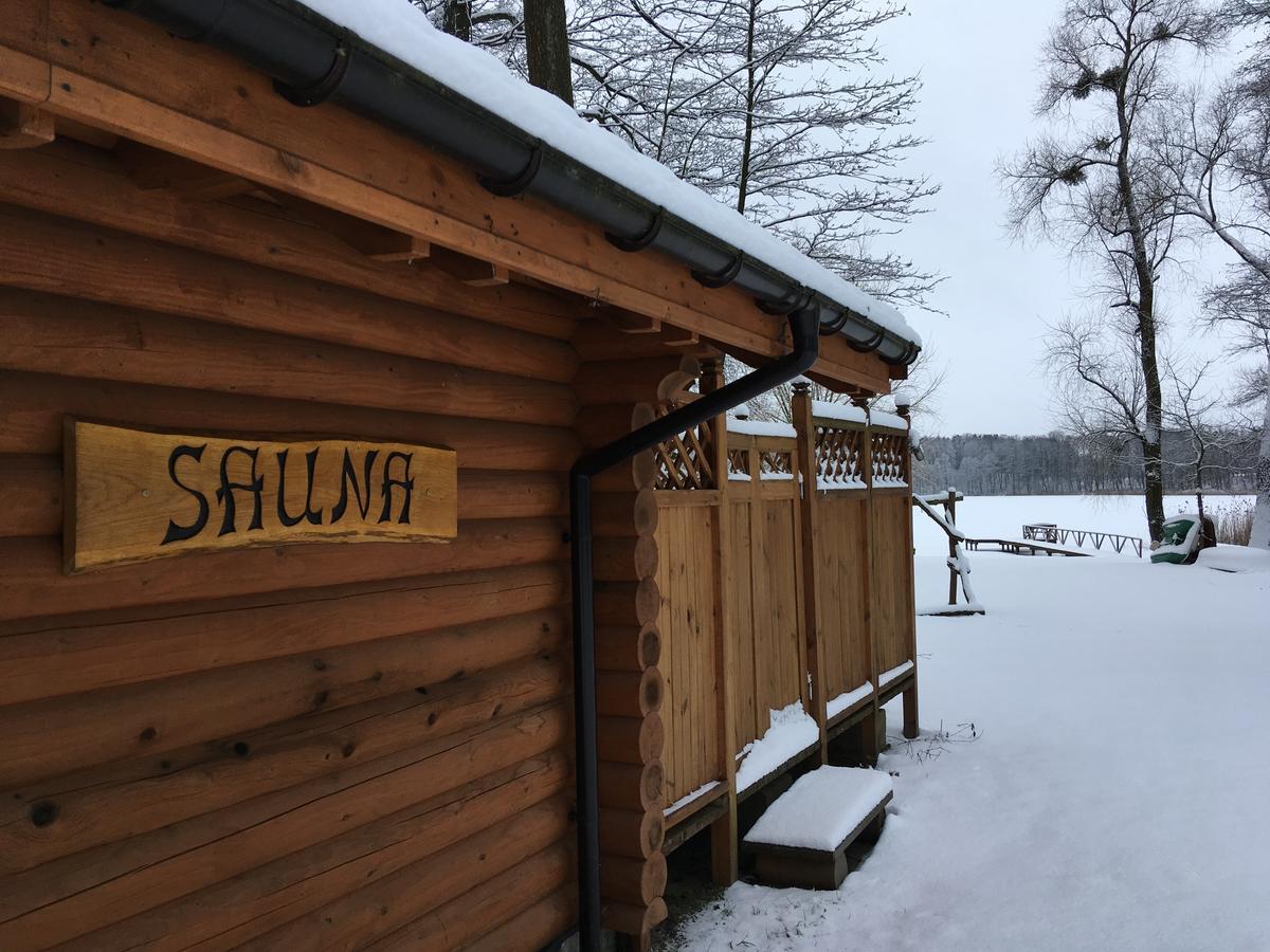 Stajnia Sarnowek Nad Jeziorem Rozany Rozajny Wielkie Exteriör bild