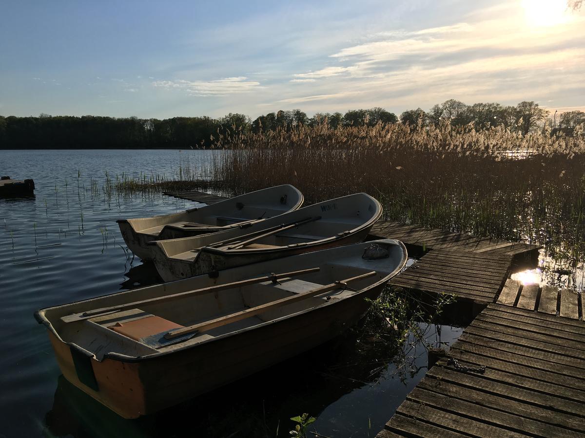 Stajnia Sarnowek Nad Jeziorem Rozany Rozajny Wielkie Exteriör bild